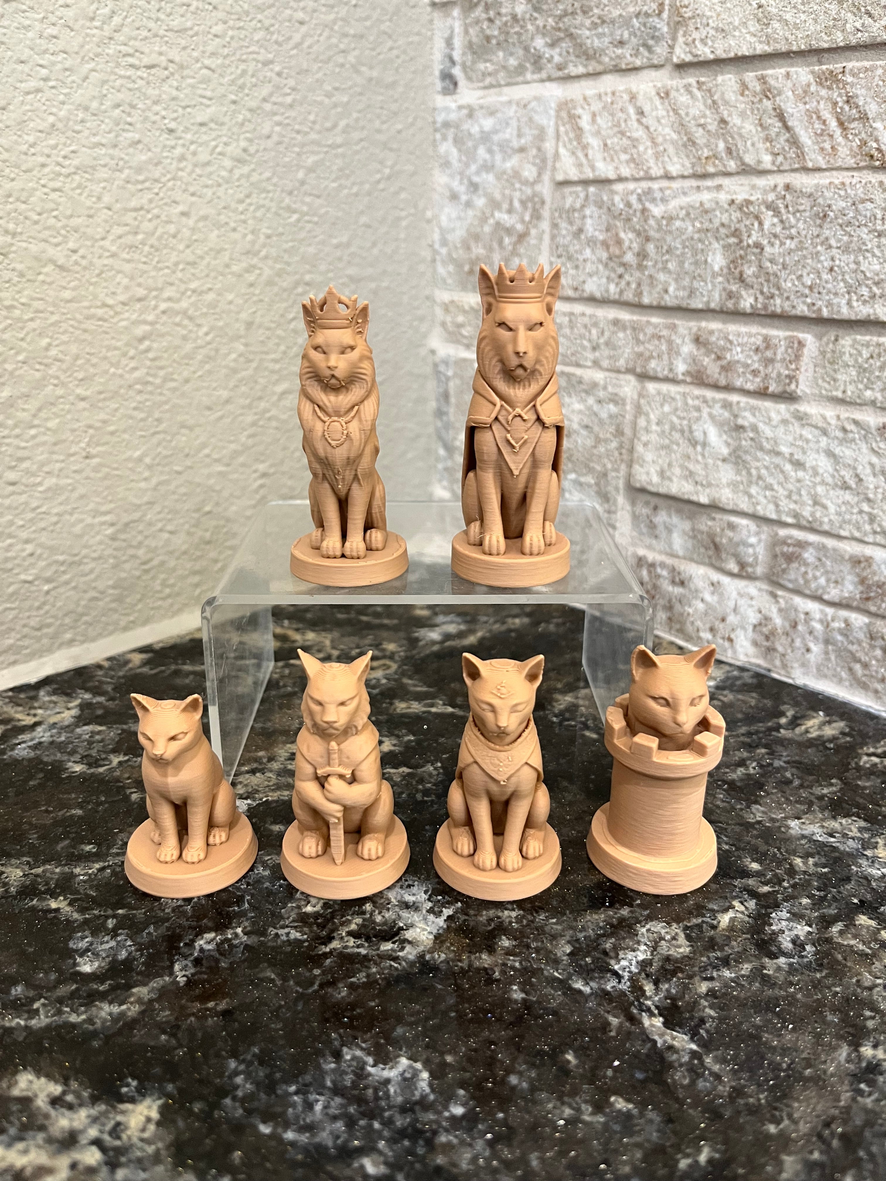 Cats VS Dogs Chess Set