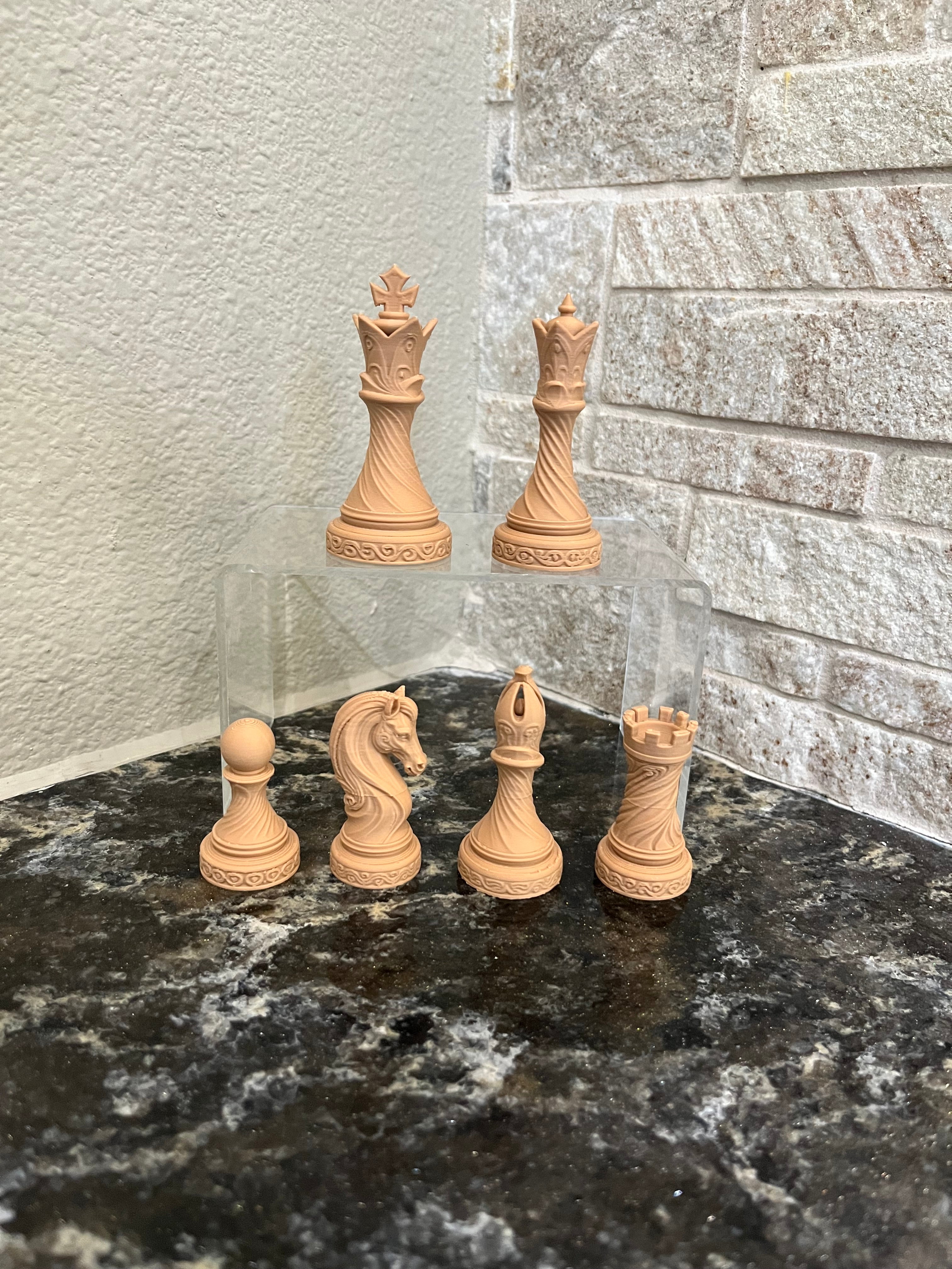 Aurora Chess Set