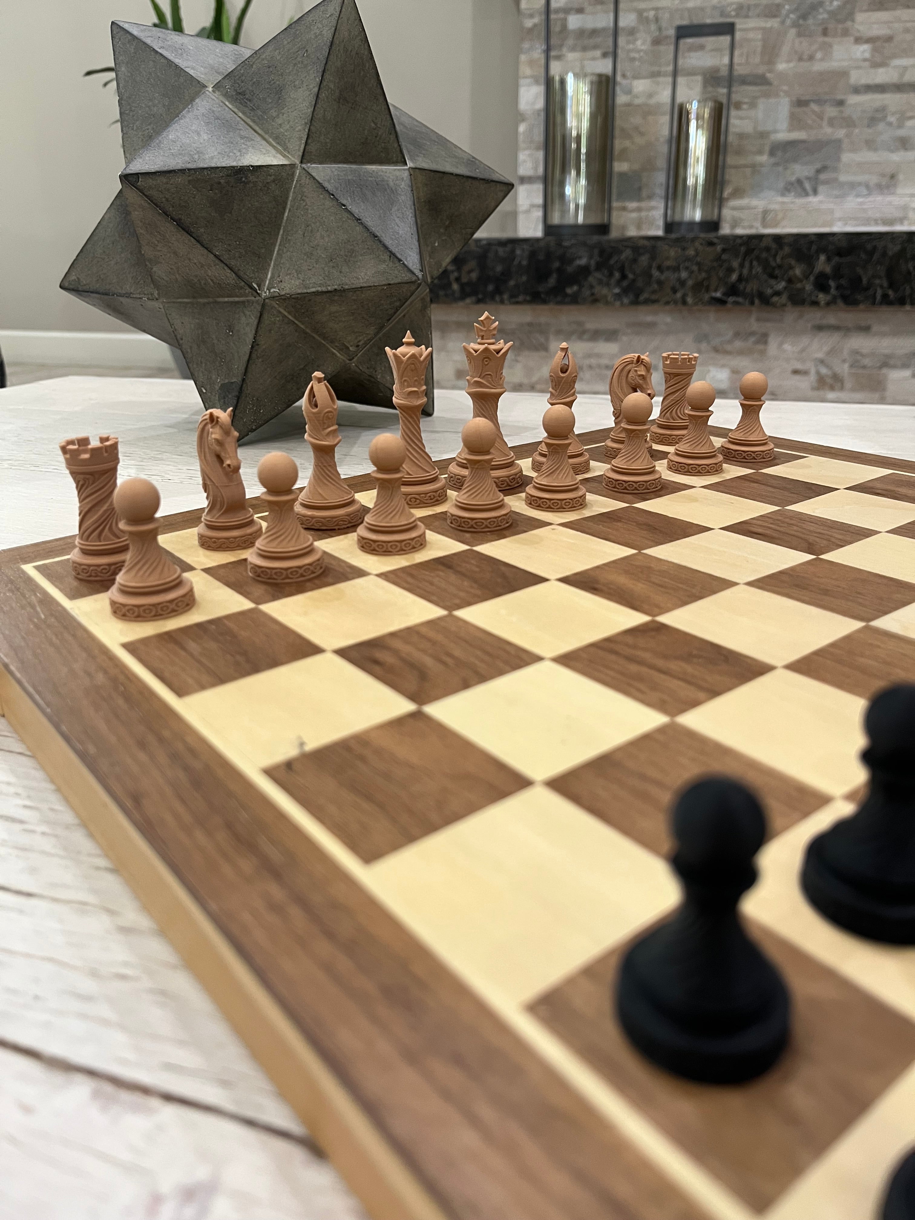 Aurora Chess Set