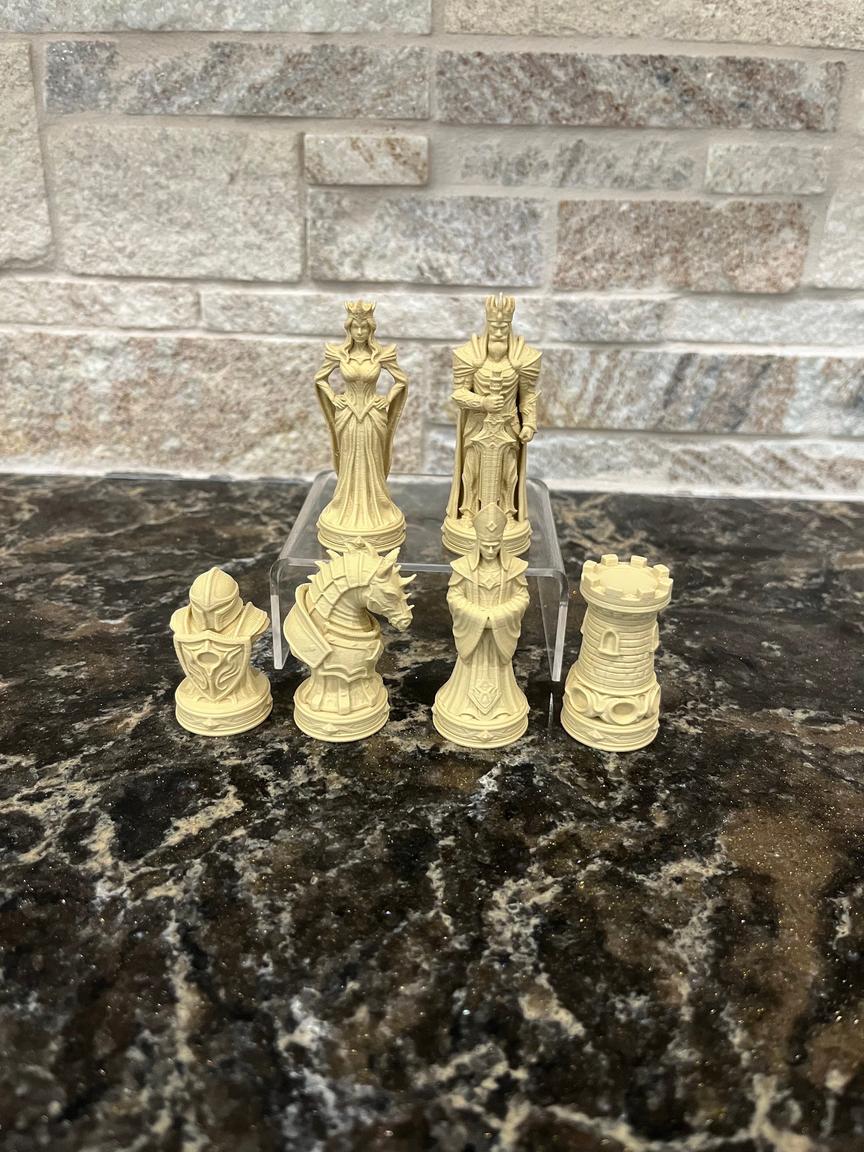 Regnum Chess Set