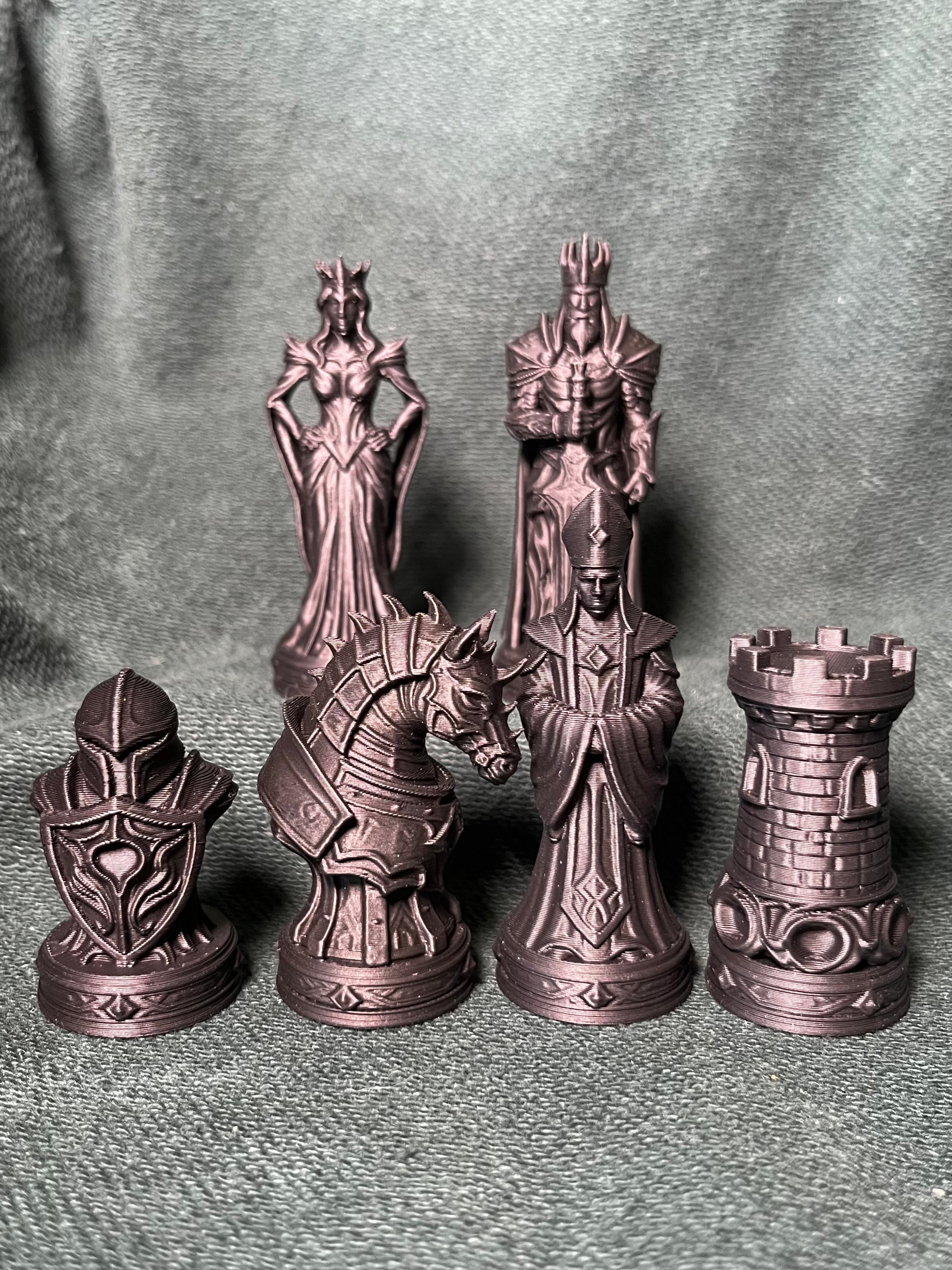 Regnum Chess Set