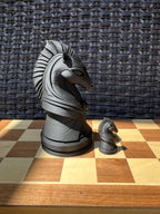 Alien Jumbo Knight Statue — 6" Collector Edition